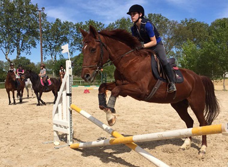 séjour d'équitation à le pouget